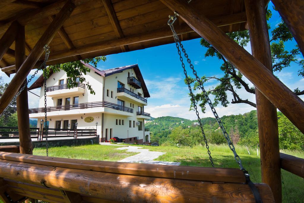 Pensiunea Toscana Braşov Exteriör bild