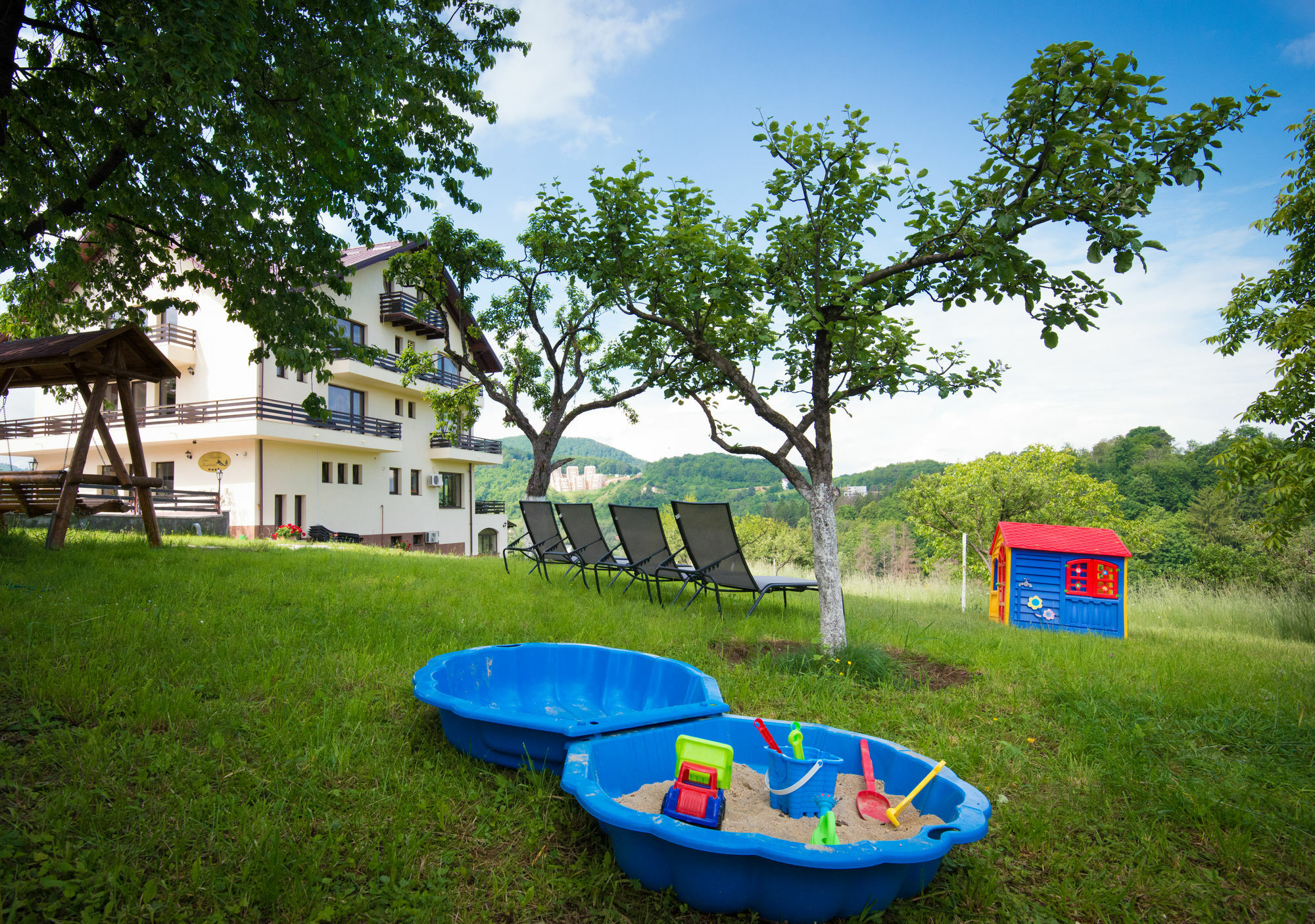 Pensiunea Toscana Braşov Exteriör bild